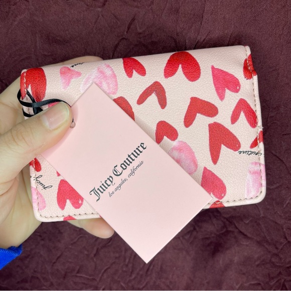 Juicy Couture Handbags - Juicy Couture Valentines Small Hand Wallet